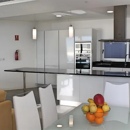 Villa Spectacular Calheta Cliffscape 3 Bedrooms Panoramic Sea Views Well-furnished In *